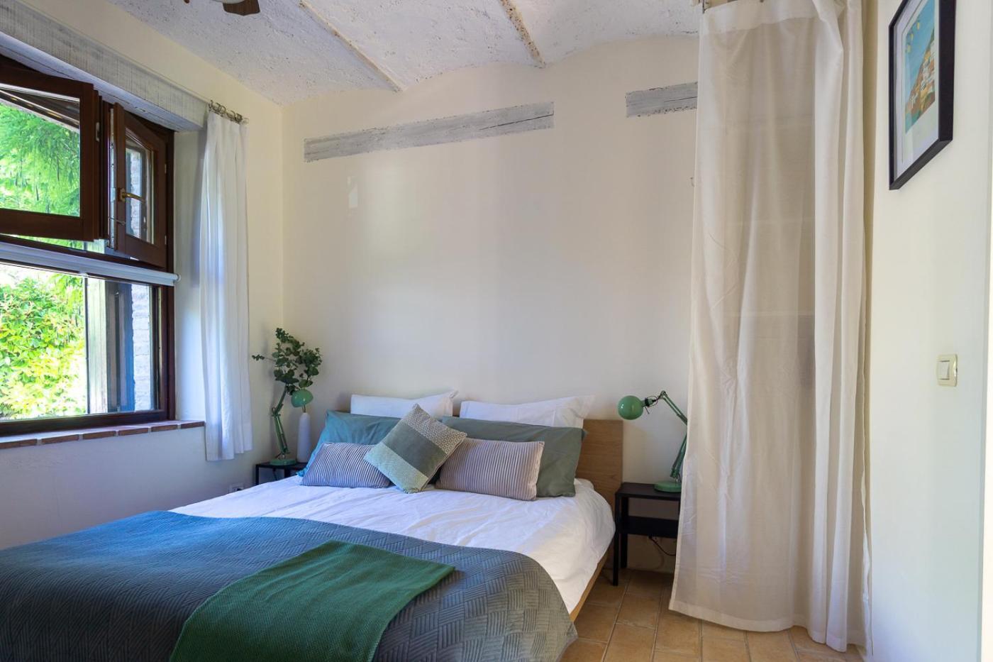 Rosa Nel Pozzo Apartments And B&B San Pietro  Екстер'єр фото