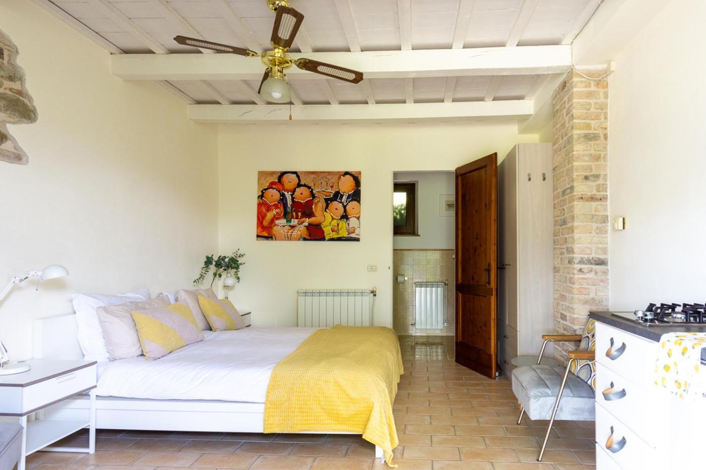 Rosa Nel Pozzo Apartments And B&B San Pietro  Екстер'єр фото