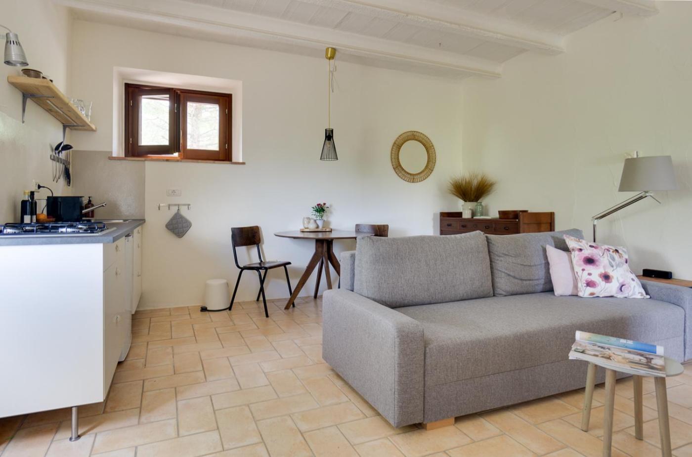 Rosa Nel Pozzo Apartments And B&B San Pietro  Екстер'єр фото
